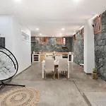 Luxury La Cueva Del Guanche Адехе