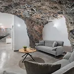 Luxury La Cueva Del Guanche * Адехе