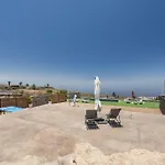Luxury La Cueva Del Guanche Летний дом