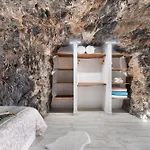 Luxury La Cueva Del Guanche * Адехе