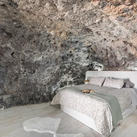 Kır Evi Luxury La Cueva Del Guanche