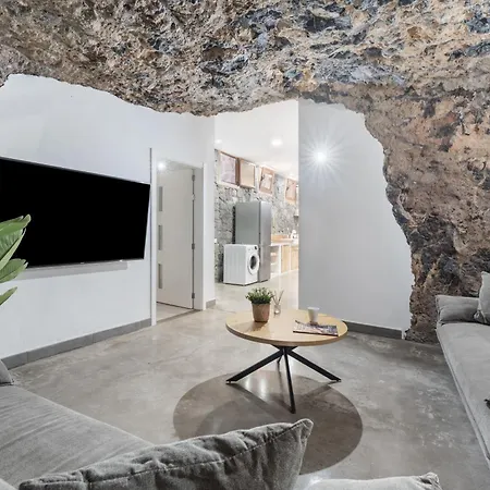 Luxury La Cueva Del Guanche * アデヘ