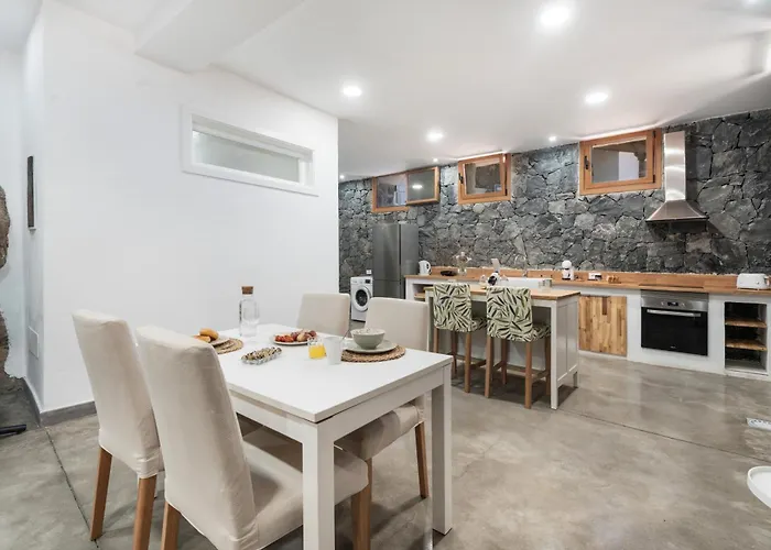 Luxury La Cueva Del Guanche Country house Costa Adeje (Tenerife)